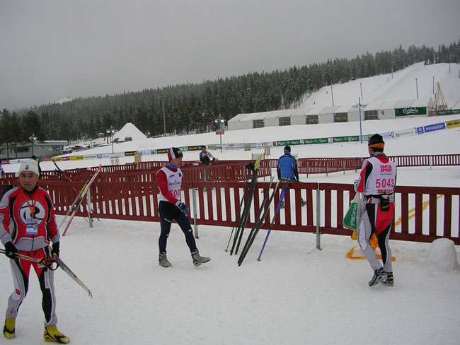 Ounasvaara Ski Stadion, Rovaniemi, Finland.   Teddy Christiansen i midten af billedet.